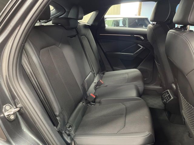 Audi Q3 Sportback 10
