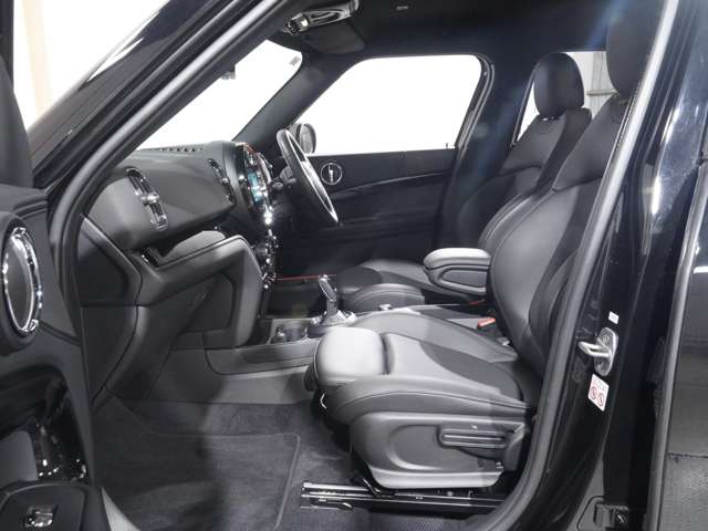MINI Crossover 12