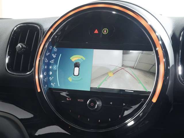 MINI Crossover 6