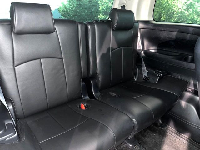 Toyota Alphard 9