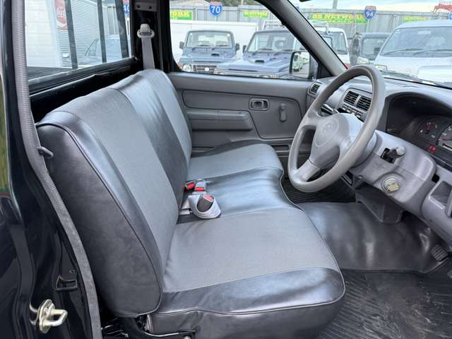 Nissan Datsun 11