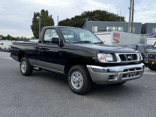 Nissan Datsun 2
