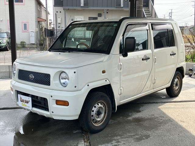 Daihatsu ネイキッド 6
