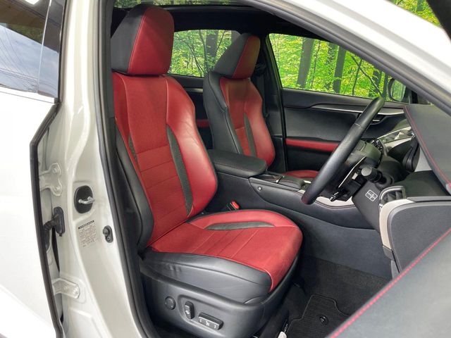 Lexus NX 8