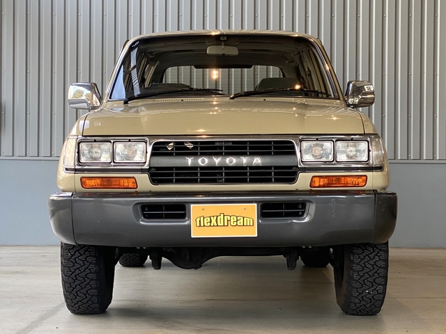 Toyota Land Cruiser 80 2