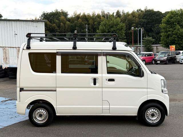 Nissan NV100 Clipper 6