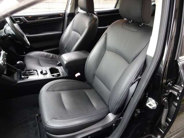 Subaru Legacy Outback 11