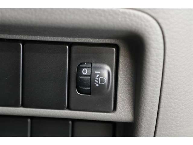 Nissan NV100 Clipper 11