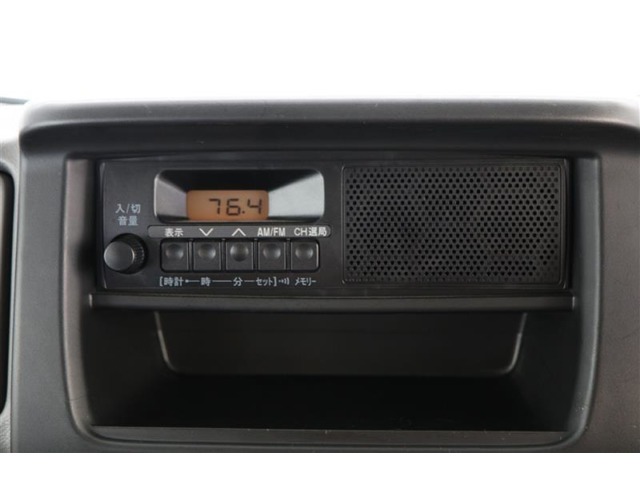 Nissan NV100 Clipper 6