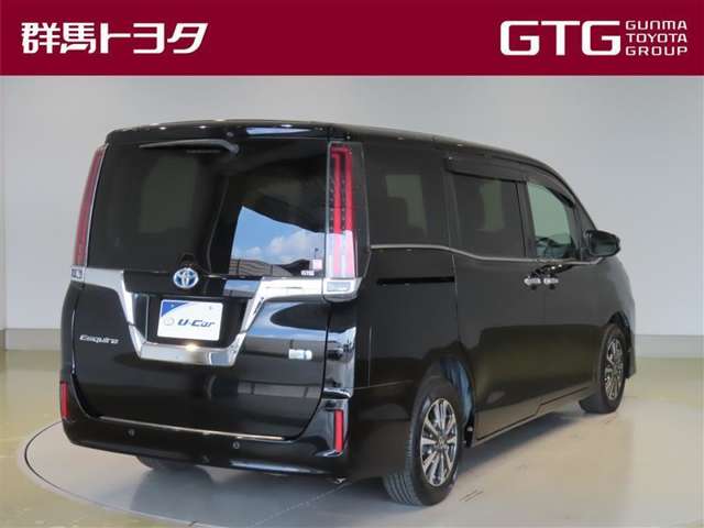 Toyota Esquire 5