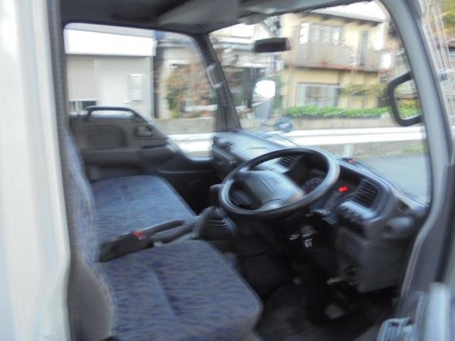 Isuzu Elf 12
