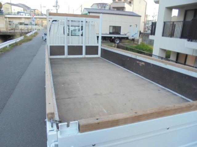 Isuzu Elf 9