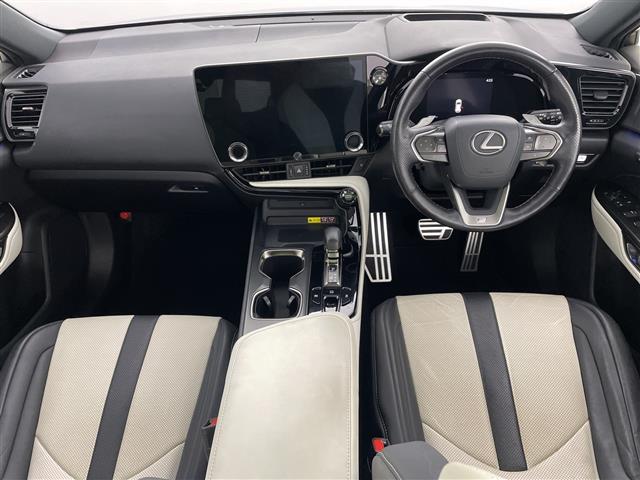 Lexus NX 3