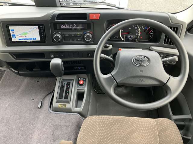 Toyota Coaster 12