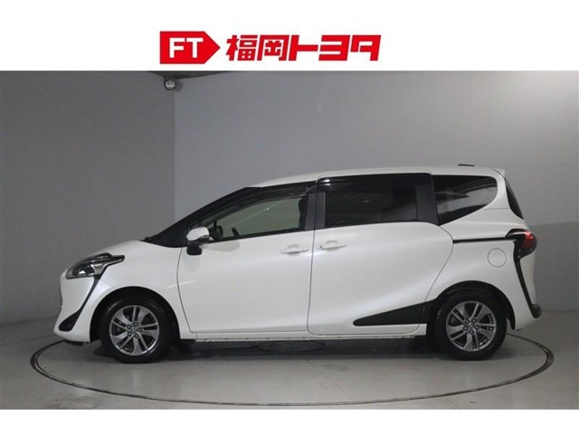 Toyota Sienta 5