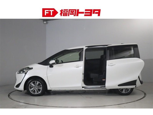 Toyota Sienta 6