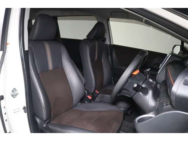 Toyota Sienta 10