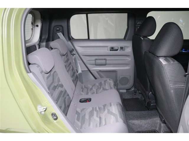 Daihatsu Taft 11