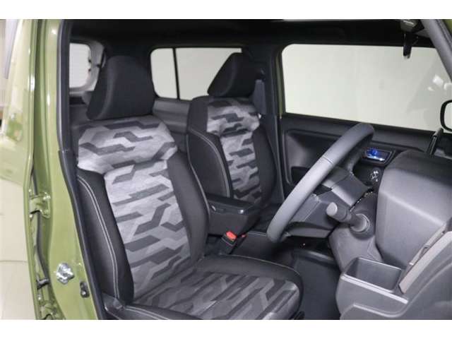 Daihatsu Taft 9