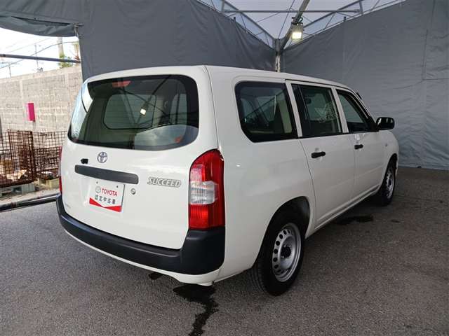 Toyota Succeed Van 9
