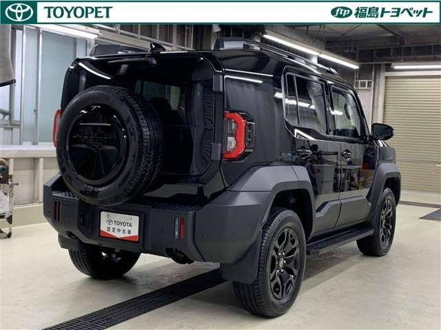 Toyota Land Cruiser FJ 5