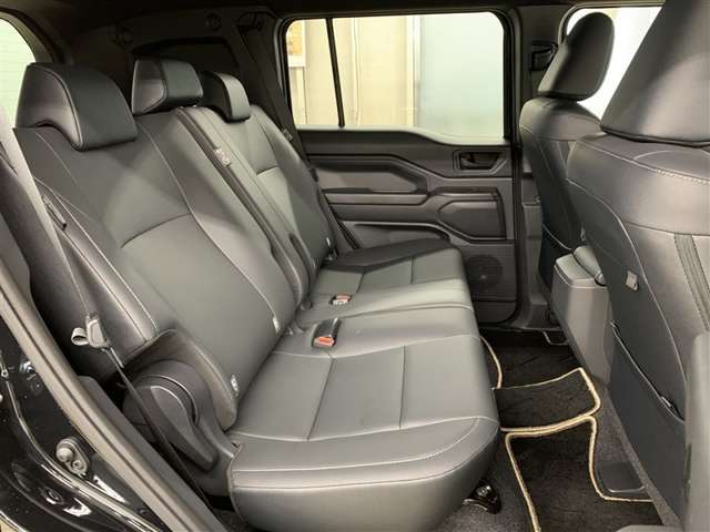 Toyota Land Cruiser FJ 10