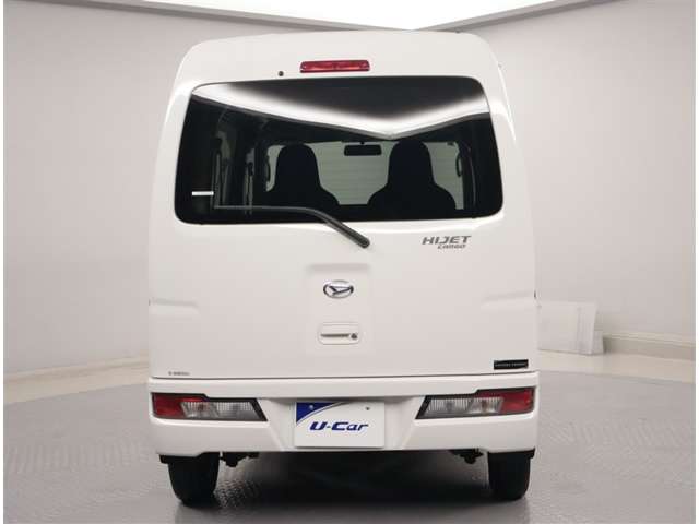 Daihatsu Hijet Cargo 4