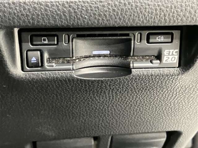 Toyota Harrier 10