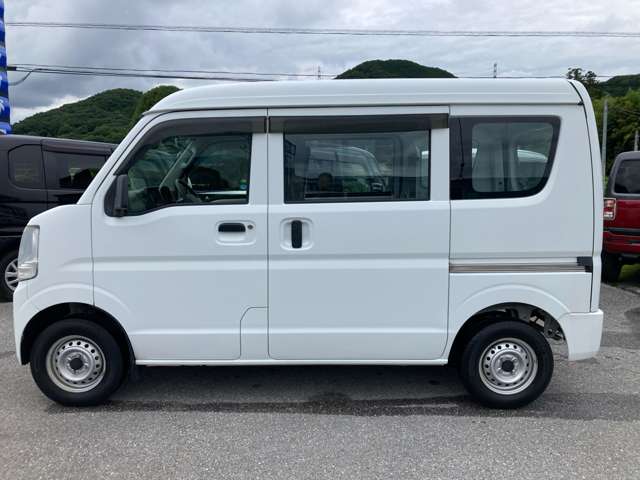 Suzuki Every 12
