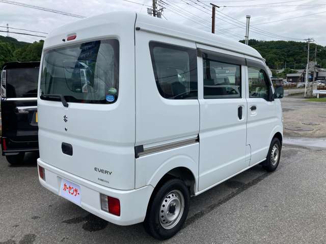Suzuki Every 8