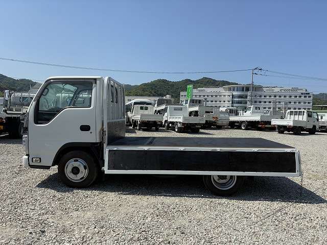 Isuzu Elf 11