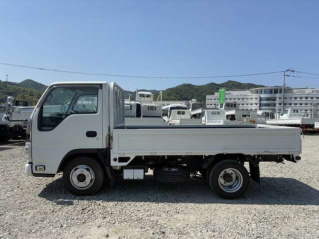 Isuzu Elf 4