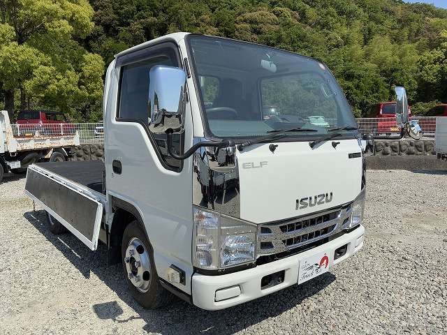 Isuzu Elf 10