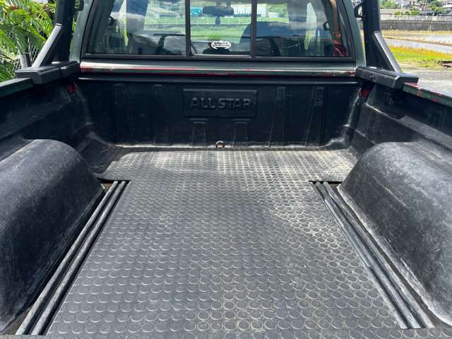 Chevrolet S-10 Blazer 4