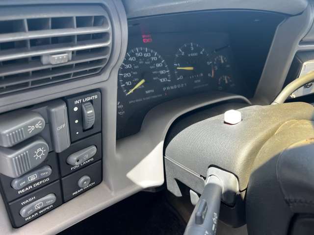 Chevrolet S-10 Blazer 8