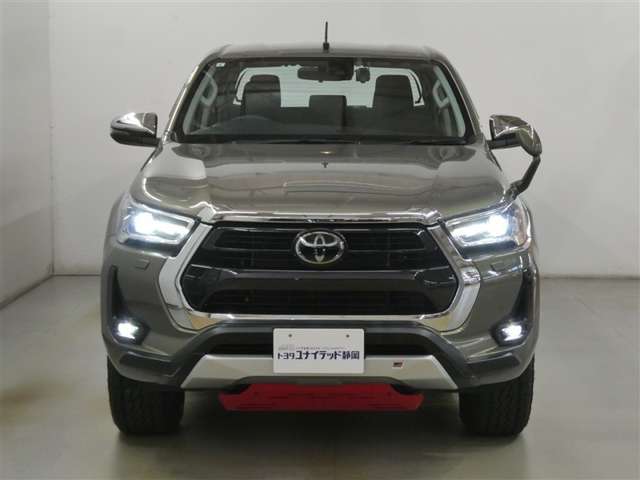 Toyota Hilux 4