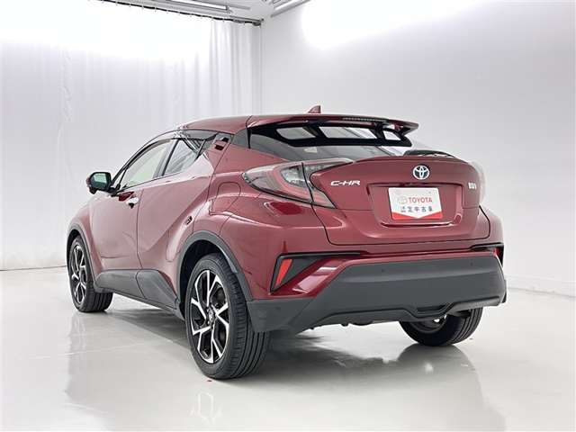 Toyota C-HR 6