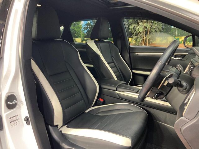 Lexus RX 8