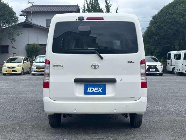 Toyota Town Ace Van 7