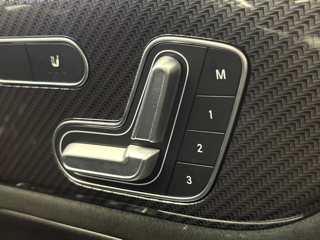 Mercedes-Benz GLB 8