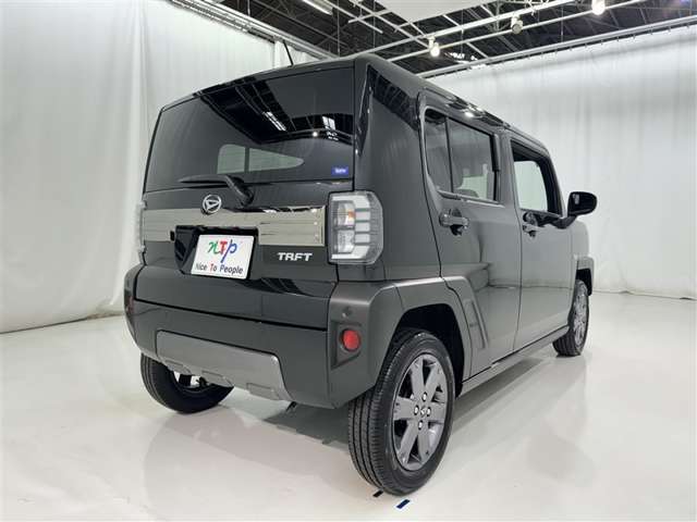 Daihatsu Taft 7