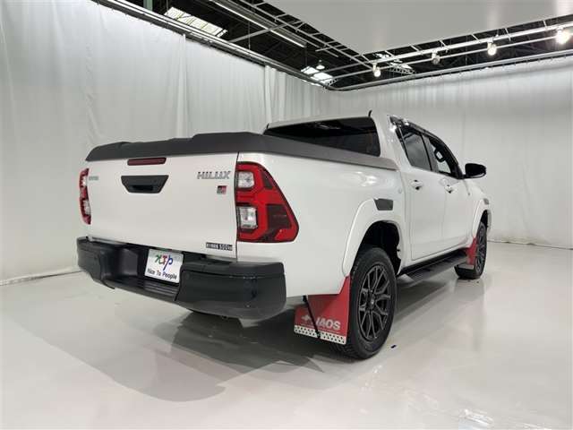 Toyota Hilux 7