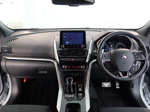 Mitsubishi Eclipse Cross 8