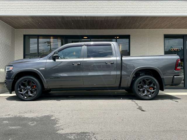 Dodge Ram 4
