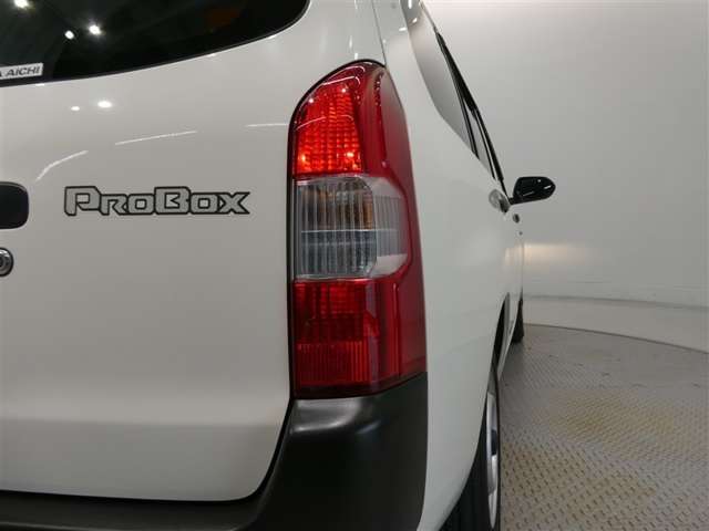 Toyota Probox Van 11
