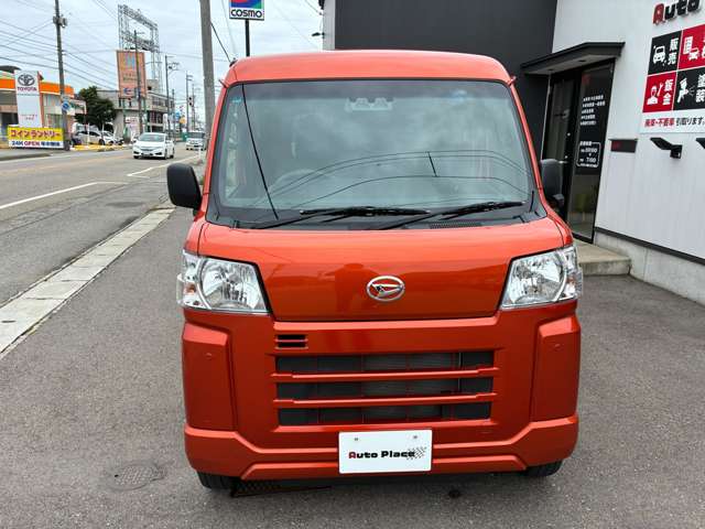 Daihatsu Hijet Cargo 4