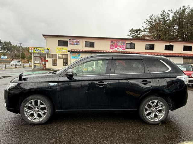 Mitsubishi Outlander PHEV 5