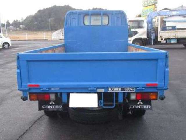Mitsubishi Fuso Canter Guts 7