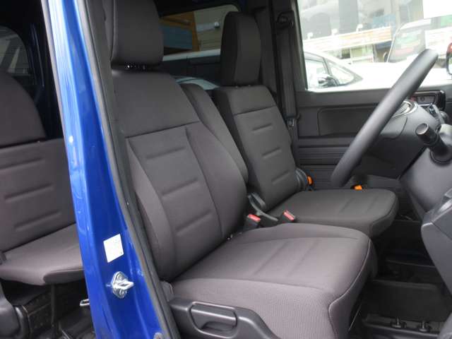 Honda N-VAN 4