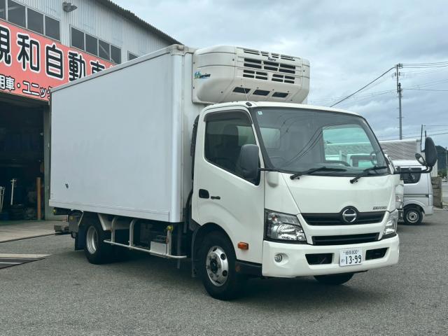 Hino Dutro 3